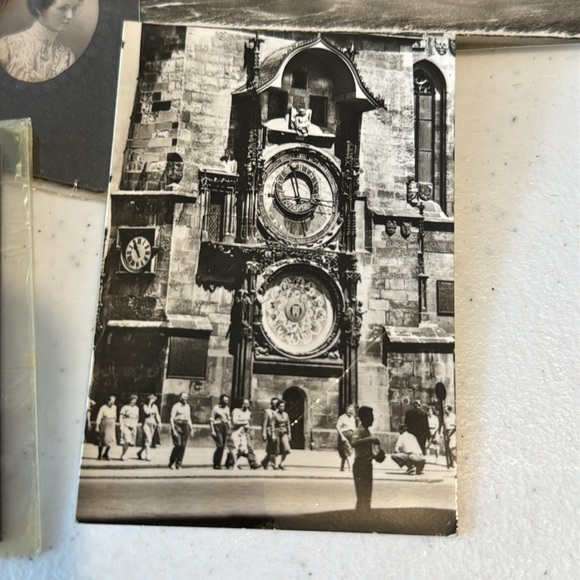 Vintage Photograph Collection - Picture 7 of 11